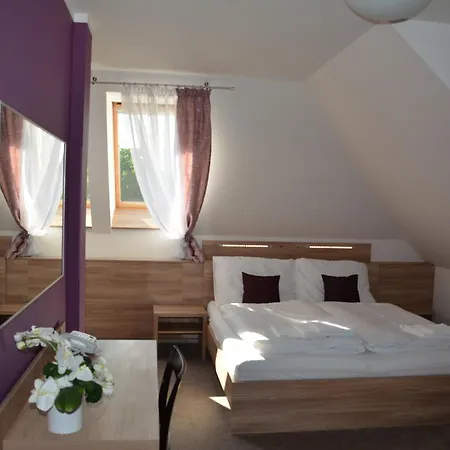 Vendégház Nobless Rožmitál pod Třemšínem